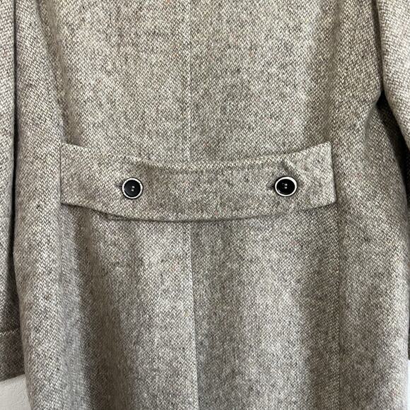 Brunello Cucinelli Men’s 100% Wool Herringbone Tan Overcoat Size 48 Mid Length - Picture 8 of 10